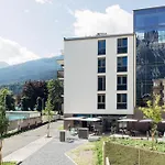 Hotel Harry's &