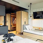 Harry's & Hotel